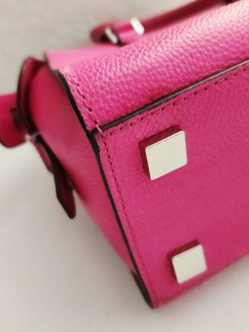 Like New Michael Kors Rasberry Pink Shoulder/Crossbody Bag Purse